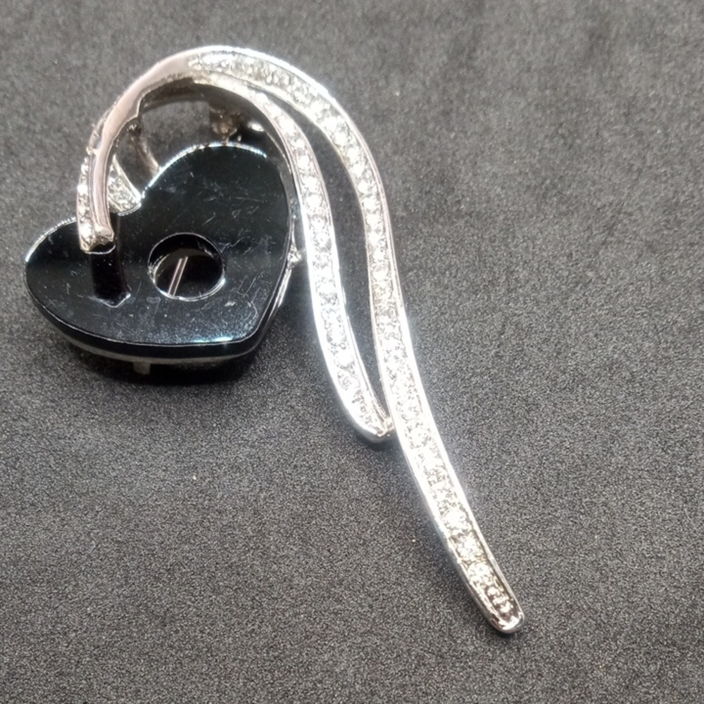 Elegant Black and Silver Heart Pendant